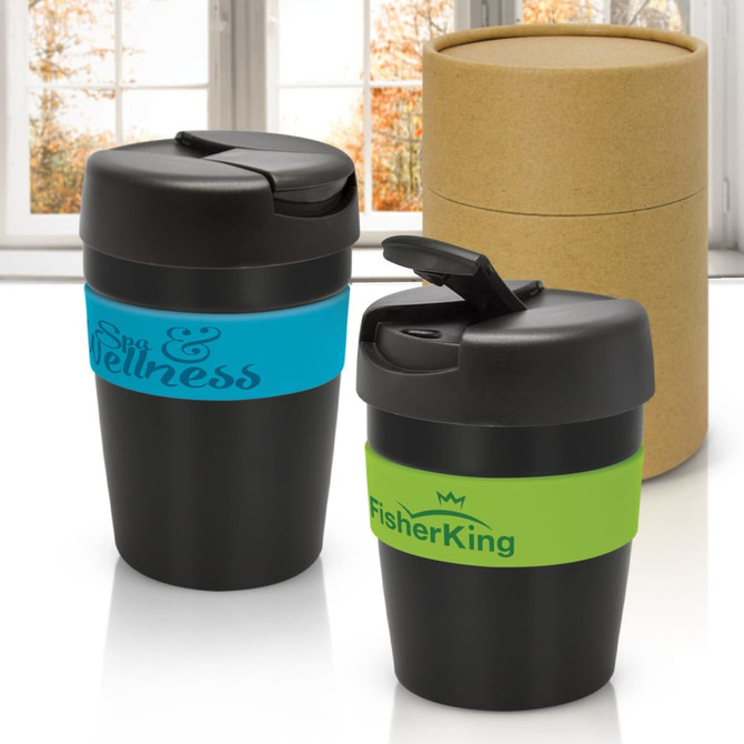 A drink bottle set featuring two vacuum cups in black with blue and green accents, packaged in a round cardboard box.