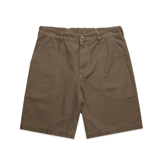 Canvas cargo shorts in a brown hue, featuring multiple pockets and an elastic waistband. Includes a branding logo.