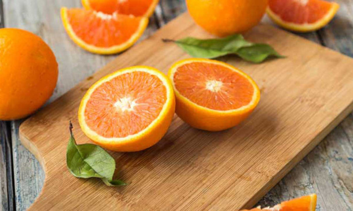 Know Your Citrus: A Field Guide to Oranges, Lemons, Limes, and Beyond