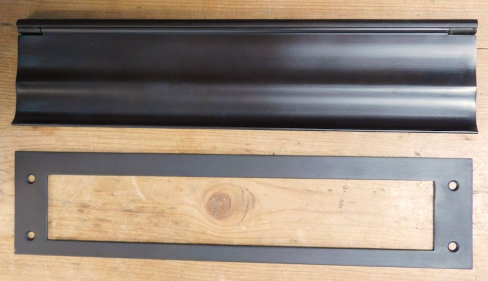 Deltana Heavy Extruded Mail Slot