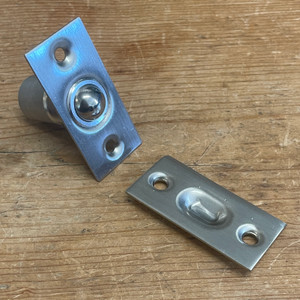 Ball Catch With Door Mounted Strike