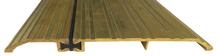 Saddle Threshold 7-1/8" With Thermal Break At 2-1/16"