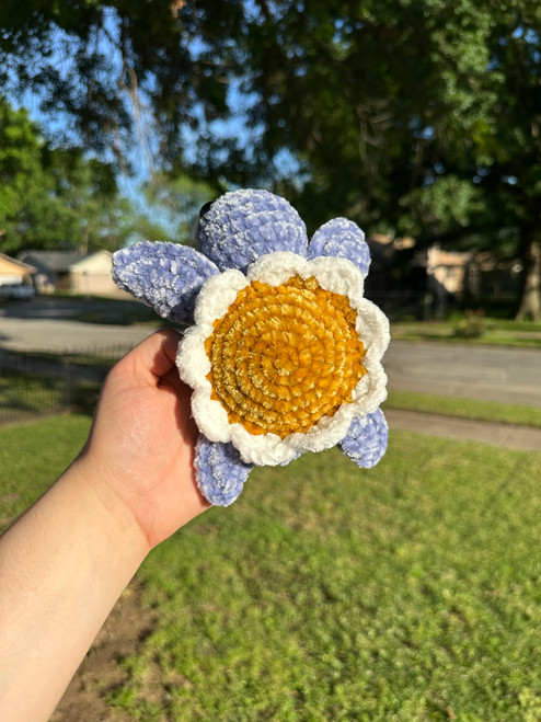 Blue daisy turtle