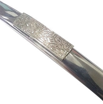 Polished Steel Flat Bombilla Chata with Engraved Details Bombilla Labrada Rectangular, 18 cm large / 7.08" (Unique Assorted Designs)