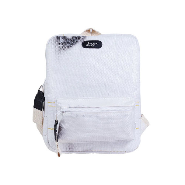 Fracking Design Mochila Chocon Backpack - Classic White Design for Trendy Urban Adventures | 29 cm x 36 cm x 4 cm