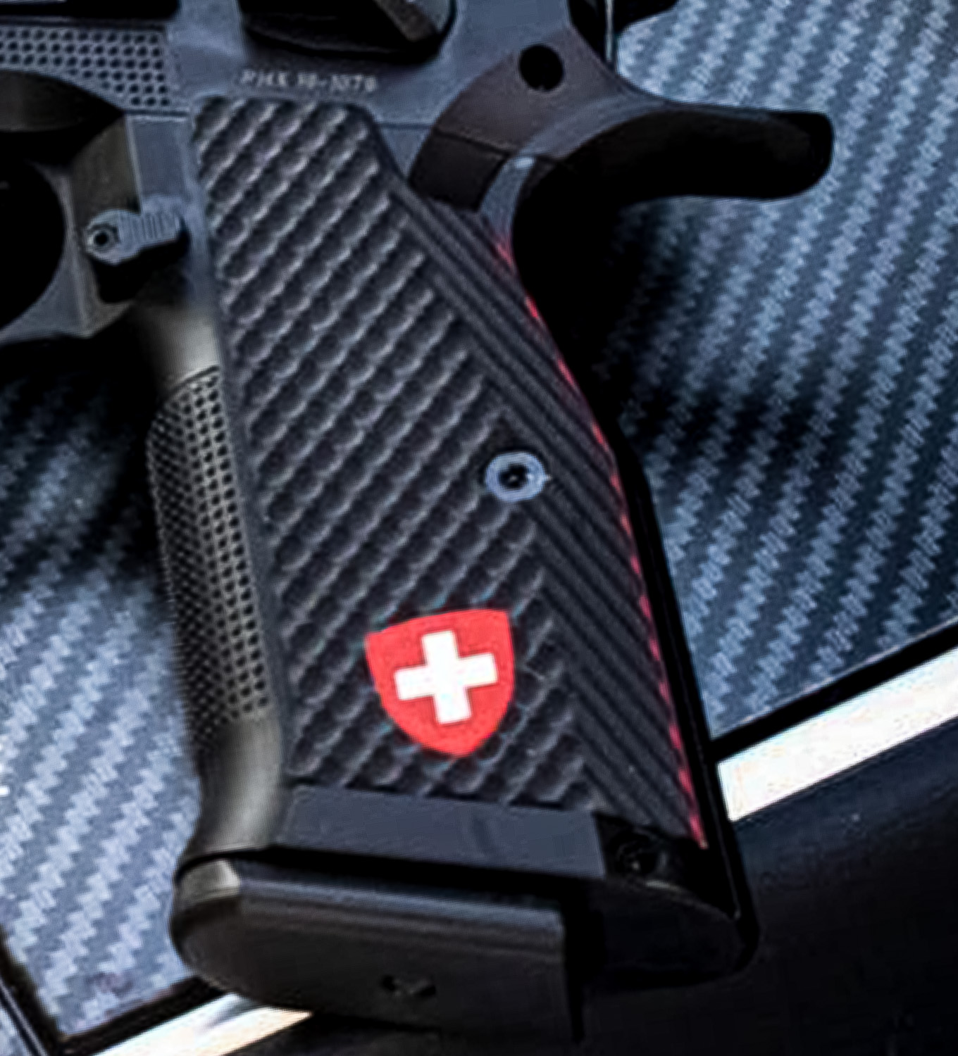 Phoenix Redback | Drake Thin Swiss Shield Inlay & Liner - LOK Grips