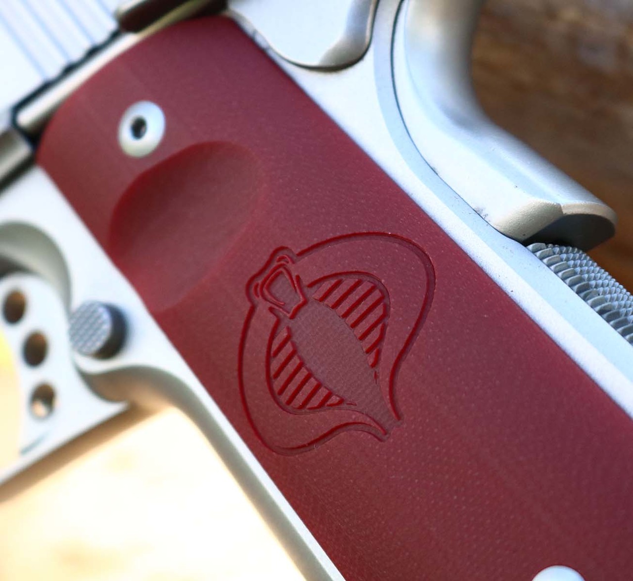 Best Grips Custom Colt 1911 Cobra Red Eye Grips – White Resin, Full Size, Handmade In Thailand