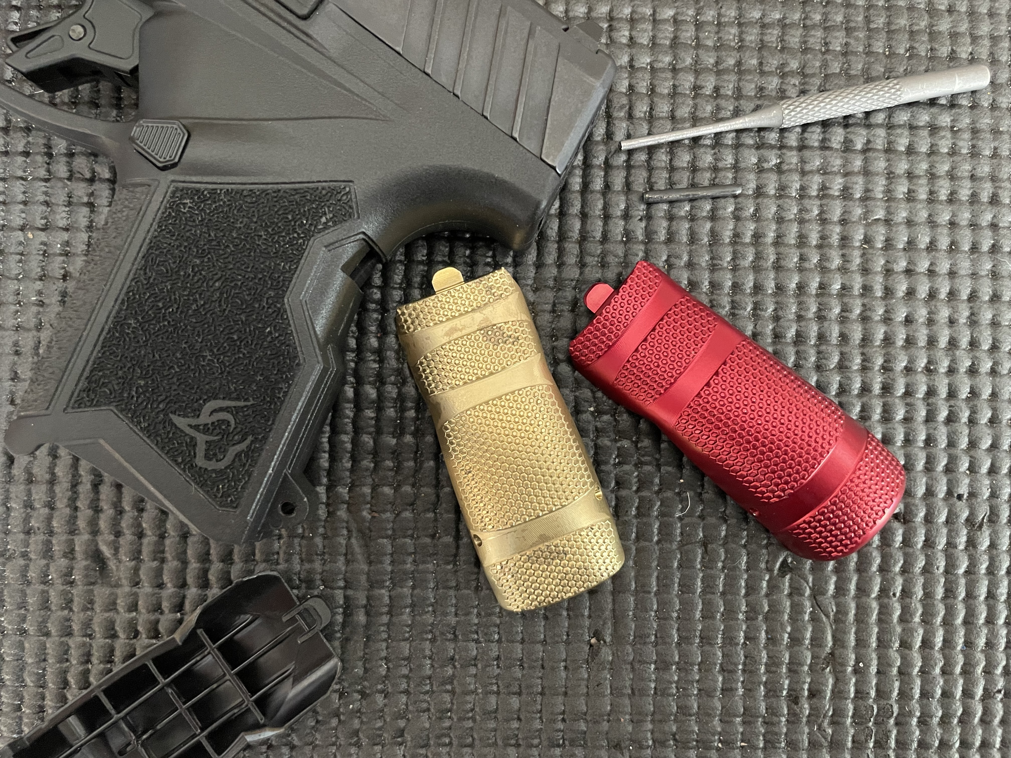 Tame Snappy Recoiling Micro Nines With LOK Grip Taurus GX4