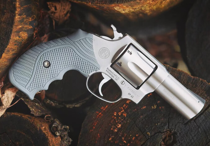 Rossi revolver grips