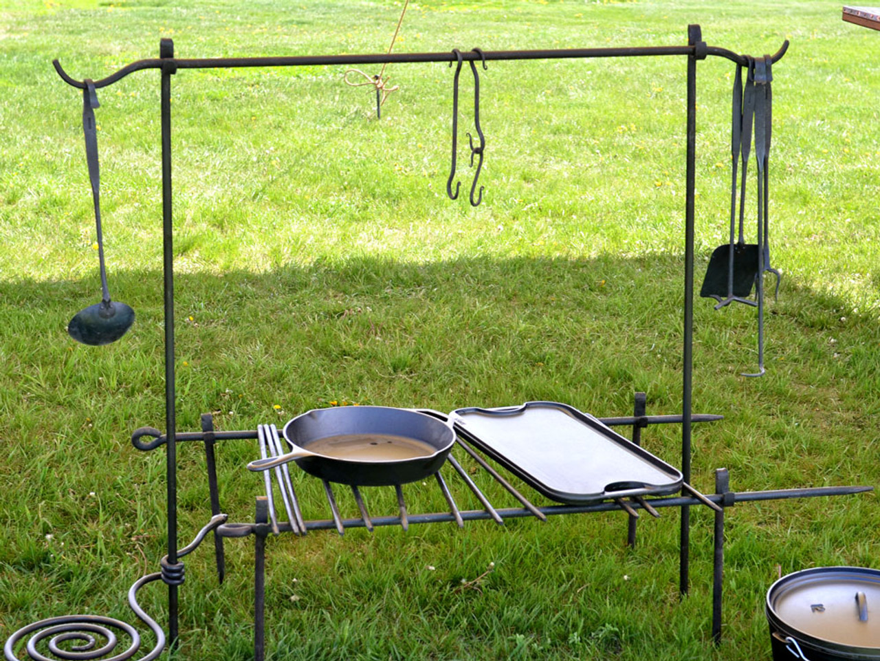 XL Heavy Duty Forged Camp Cooking Tripod Holds OVER 95 POUNDS Seen on Tv's  Dinner: Impossible 