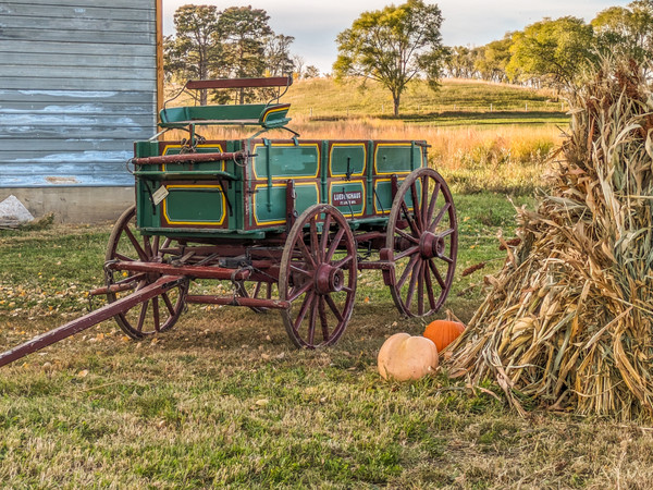 Luedinghaus Farm Wagon