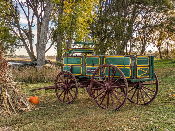Luedinghaus Farm Wagon