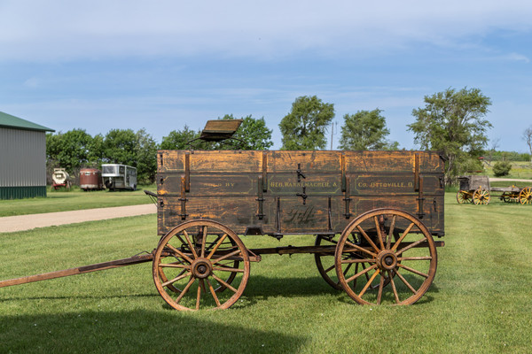 Tiffin Triple Box with Turnbull Gear