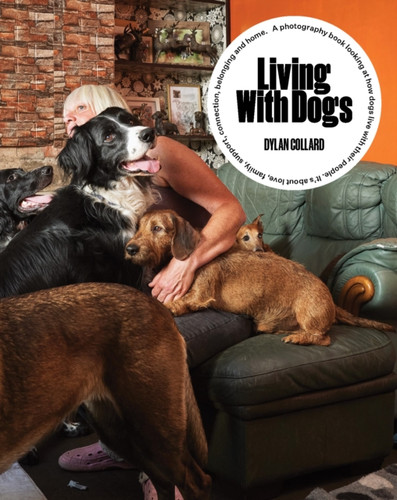 Living with Dogs 9781911397977