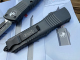 Microtech Combat Troodon D/E Cerakote Dark Tungston Aluminum Body w/ Cerakote Dark Tungston Plain Edge Blade (3.8") 142-1CDT