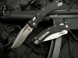 Microtech Amphibian S/E RAM-LOK Fluted Black G10 Body w/ Stonewashed Partially Serrated Blade (3.9") 137R-11FLGTBK