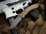Microtech Amphibian S/E RAM-LOK Folder Fluted Tan G10 Body w/ Apocalyptic Plain Edge Blade (3.9") 137RL-10APFLGTTA