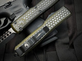 Microtech Ultratech Hellhound Signature Series Weathered OD Green Hex Pattern Aluminum Body w/ Black Plain Edge Blade (3.4") 119-1HXWODS