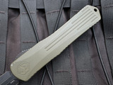 PRE-OWNED Manticore X D/E Bladeshow Special 2022 Bomb Green Aluminum Body w/ Battleworn Black Plain Edge Blade (3.75")