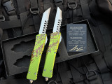 PRE-OWNED Microtech Zombietech Combat Troodon Set Hellhound and Warhound w/ Stonewashed Plain Edge Blades and Matching Serial Numbers (3.8”) 219-10SETZTS