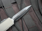 PRE-OWNED Microtech Ultratech D/E Gen III ZBP Natural Clear Aluminum Body w/ M390MK Black Plain Edge Blade (3.44") 1122-1NC