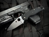 Spyderco Shaman Folder Black Lightweight Body w/ CTS BD1N Stonewashed Plain Edge Blade (3.58") C229PBK