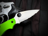 Spyderco UK Penknife Salt Series Folder Green FRN Lightweight Body w/ LC200N Satin Full Serrated Blade (2.98") C94SGR