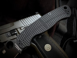 Spyderco Paramilitary 2 Folder Black G10 Body w/ CPM Magnacut Black Plain Edge Blade (3.45") C81GMMCBKP2