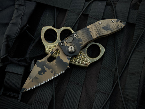 Microtech Stitch Auto Cerakote Coyote Camo Aluminum Body w/ Cerakote Coyote Camo Full Serrated Blade (3.75") 169-3CCS