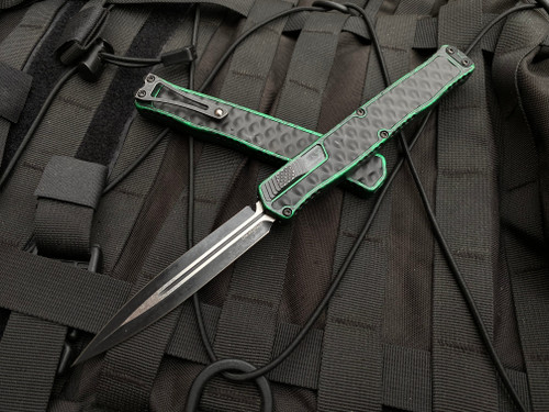 Heretic Knives Cleric II D/E Breakthrough Green Aluminum Body w/ Stainless Steel Black Bubble Inlay and Magnacut Black Blade (4.25”) H020-14A-BRKGRN