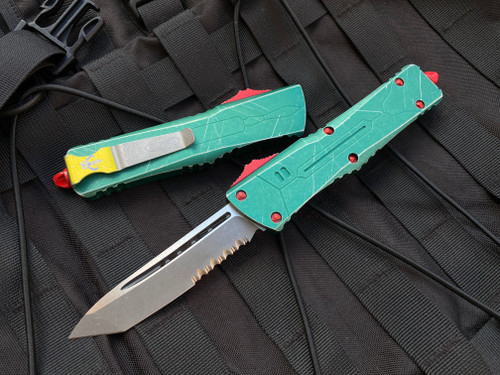 Microtech Combat Troodon T/E Bounty Hunter Edition Bounty Hunter Green Aluminum Body w/ Tri Tone Apocalyptic Partially Serrated Blade (3.8”) 144-11BH