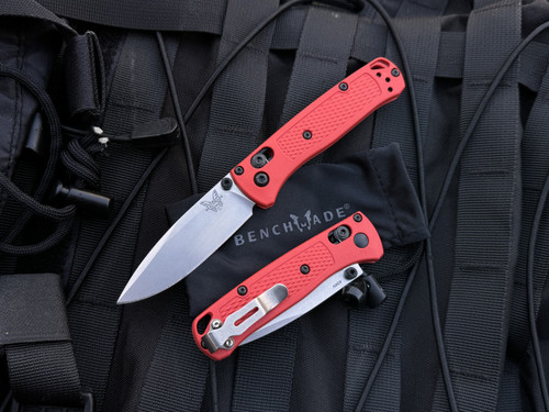 Benchmade Mini Bugout Axis Lock Folder Mesa Red Grivory® Body w/ CPM-S30V Stonewashed Plain Edge Blade (2.82") 533-04