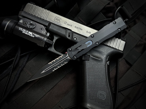 Microtech Dirac D/E Tactical Black Aluminum w/ M390MK Black Partially Serrated Blade (2.92") 225-2T