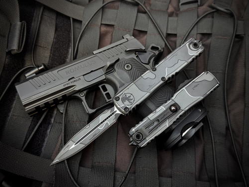 Microtech Ultratech D/E Gen III ZBP Urban Camo Comic Strip Aluminum Body w/ M390MK Matching Plain Edge Blade (3.2") 1122-1UCCOMICS