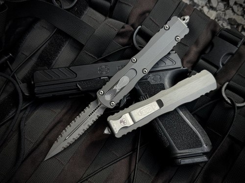 Microtech Dirac Delta D/E Natural Clear Aluminum Body w/ Apocalyptic Double Full Serrated Blade (3.8") 227-D12APNC