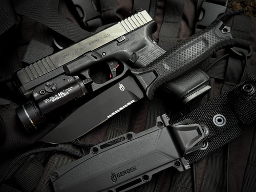 Gerber Strongarm Fixed Blade Black Handle w/ Black Partially Serrated Blade (4.8") 30-001060N