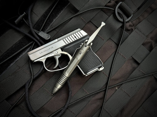 Microtech Siphon II Lever Action Ink Pen Signature Series Skull Engraved Beadblast Stainless Steel Body w/ Beadblast Internals 401-SS-BBSS