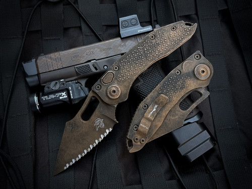 Microtech Stitch Auto Folder Plague Outbreak Edition Aluminum Body