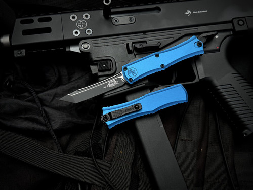Microtech Hera II Mini T/E Blue Aluminum Body w/ M390MK Black Plain Edge Blade (2.9") 1704M-1BL