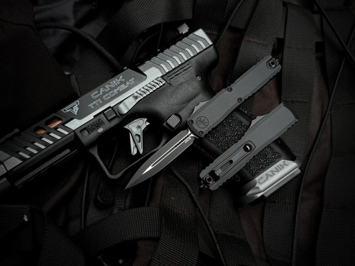 Microtech UTX-70 Gen IV D/E Tactical Black Aluminum Body w/ M390MK Tactical Black Plain Edge Blade (2.5") 11474-1T