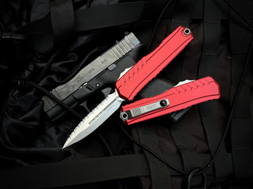 Microtech Cypher D/E Red Aluminum Body w/ M390MK Stonewashed Full Serrated Blade (3.5") 1242-12RD