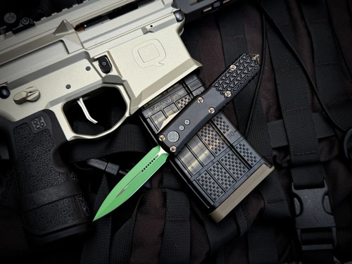 CONSIGNMENT Microtech UTX-85 D/E Jedi Master Edition Aluminum Body w/ Green Plain Edge Blade (3.1") 232-1JM