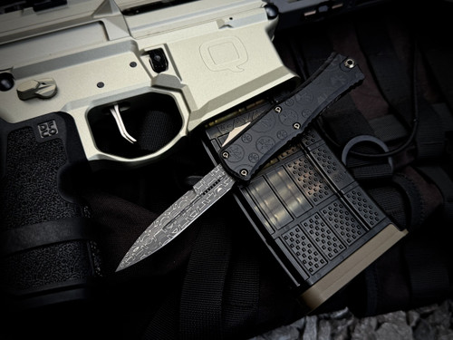 CONSIGNMENT Microtech Hera II Mini Bayonet 30th Anniversary Claw Burst Deep Engraved Black Aluminum Body w/ Damascus Plain Edge Blade (2.9") 1701M-16 CBS 30TH