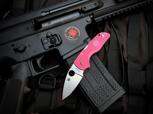 Spyderco Lil Native Lightweight FRN Pink Body w/ BD1N Satin Plain Edge Blade (2.42") C230PPN