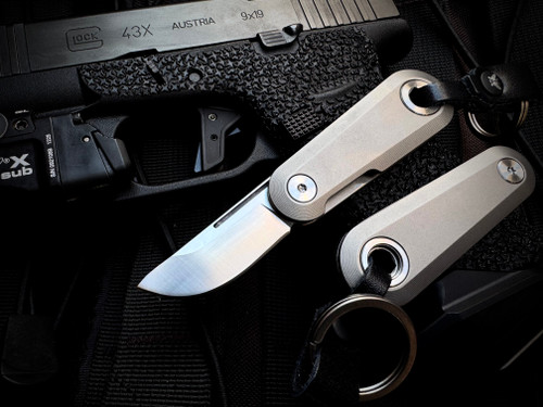 Flytanium Minim Keychain Folder Titanium Body w/ D2 Plain Edge Blade (1.5") 1450