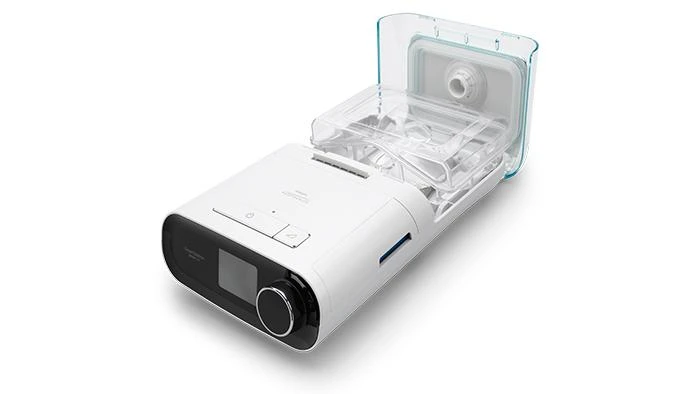 Philips Respironics Philips Dreamstation Bipap Auto Sv Advanced with humidifier, medical breathing device for sleep apnea therapy.