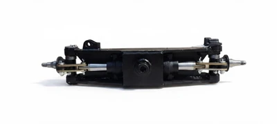 REMAN TOYOTA FORKLIFT 8FGCU25 COMPLETE STEER AXLE ASSEMBLY W/ CYLINDER (SPINDLE TO SPINDLE) (SYNC.STEERING) - TY43160U2236071