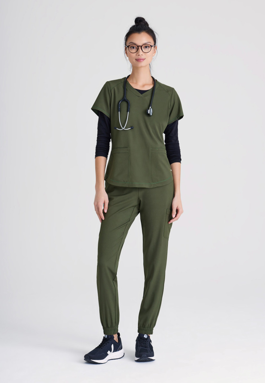 Barco Uniforms: Stylish Scrubs to Classic Lab Coats