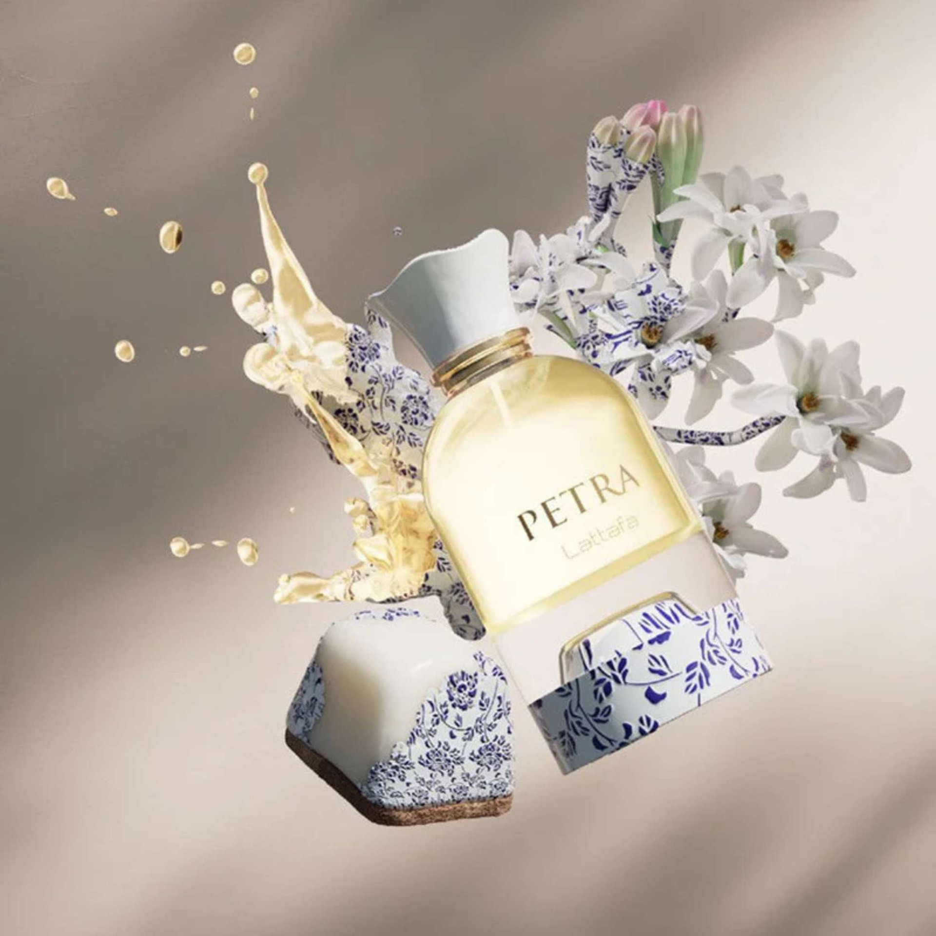 香水(ユニセックス) Lattafa PETRA Eau de Parfum 100ml Lattafa Petra Eau de Parfum Fragrance for Unisex