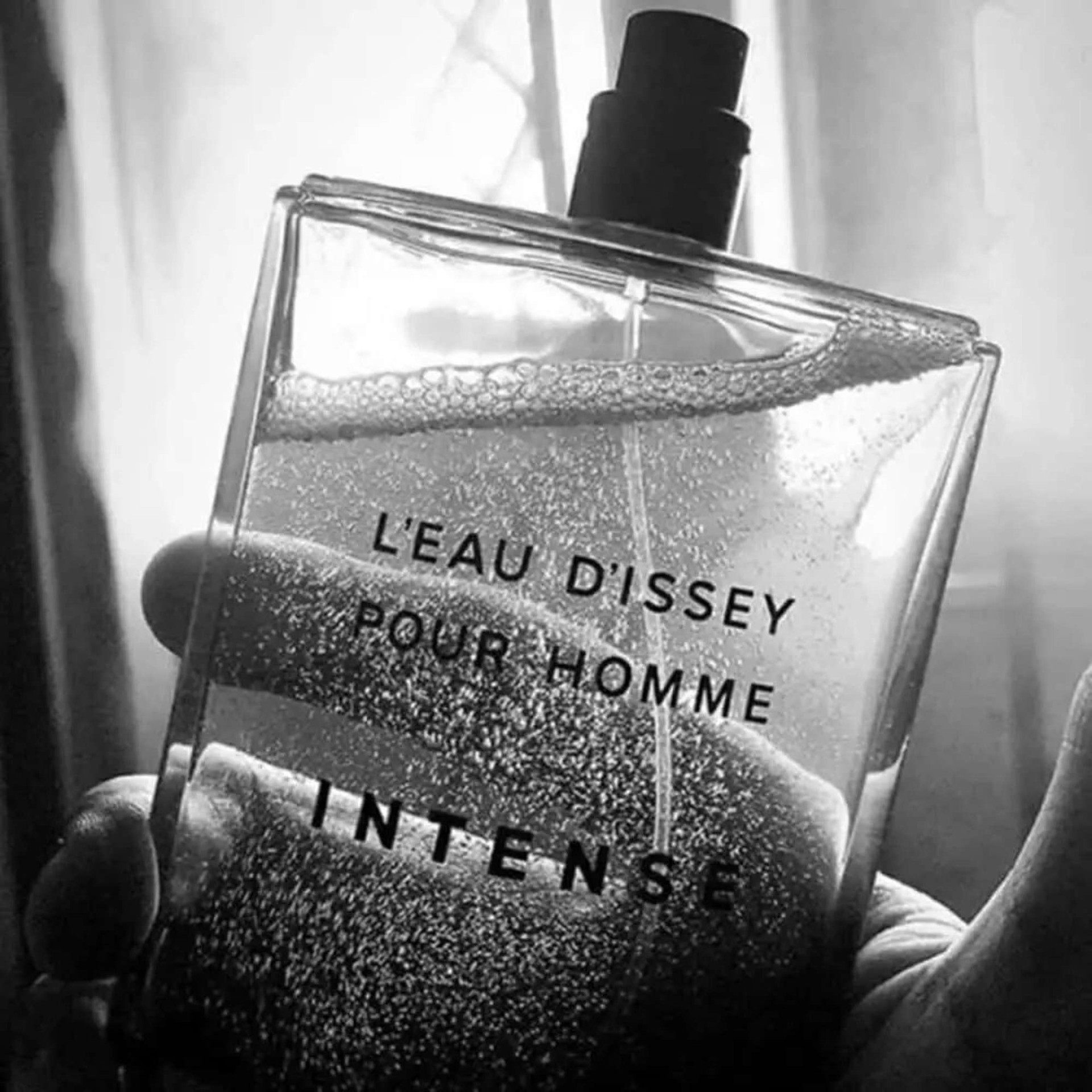 Issey Miyake Intense Eau de Toilette Fragrance for Men